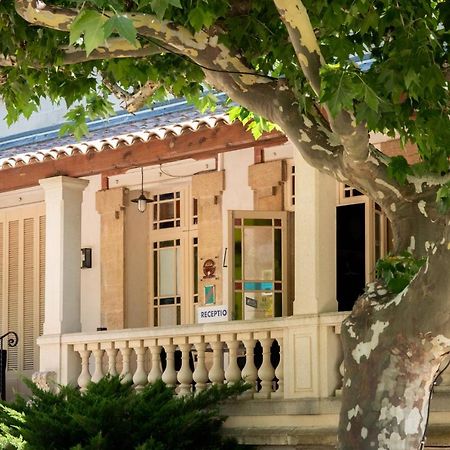 Soko Hotels-Pont Du Gard Remoulins Exterior foto