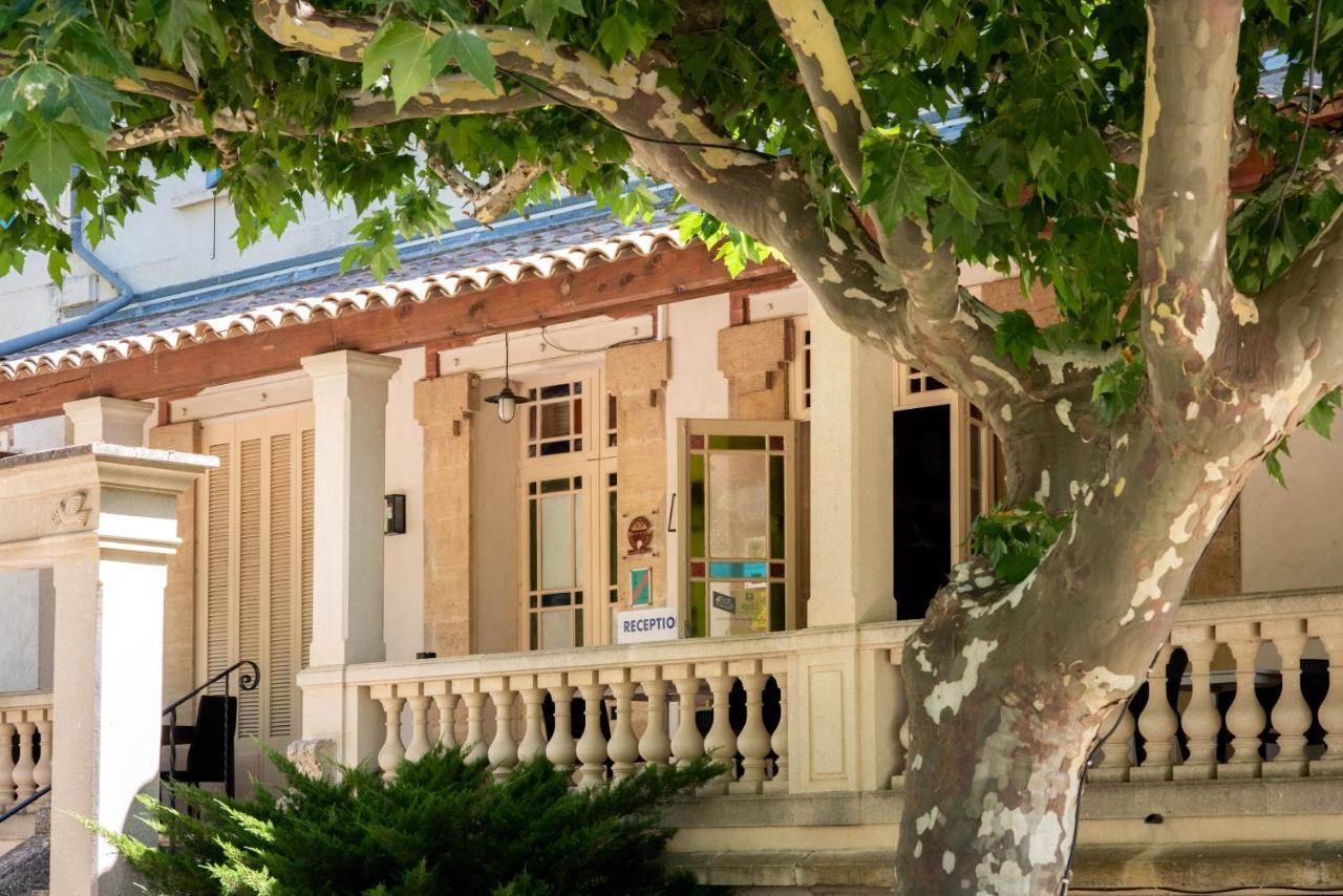 Soko Hotels-Pont Du Gard Remoulins Exterior foto